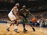 FBsports-足球之夜的多元叙事，阿森纳打穿牙买加背后，维尼修斯如何定义全场最佳？