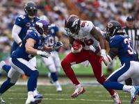 FB体育在线-哈登刷新纪录之夜，老鹰一波流带走深圳队的启示