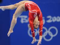 FB体育APP-格列兹曼里程碑之夜，三狮军团破塞内加尔铁壁晋级